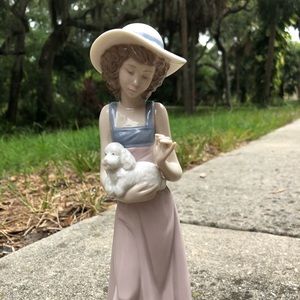 Lladro statue